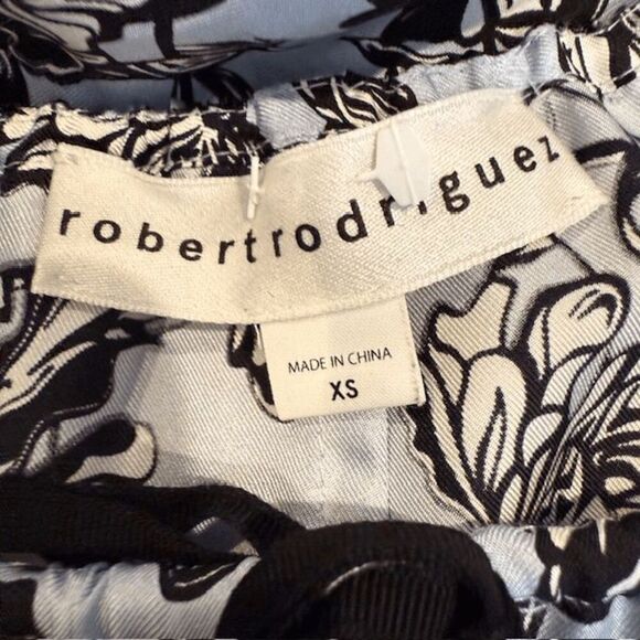 Robert Rodriguez 100% Silk Blouse Open Ruffle Sleeve Tie Neck Elastic Waist XS - Picture 4 of 10